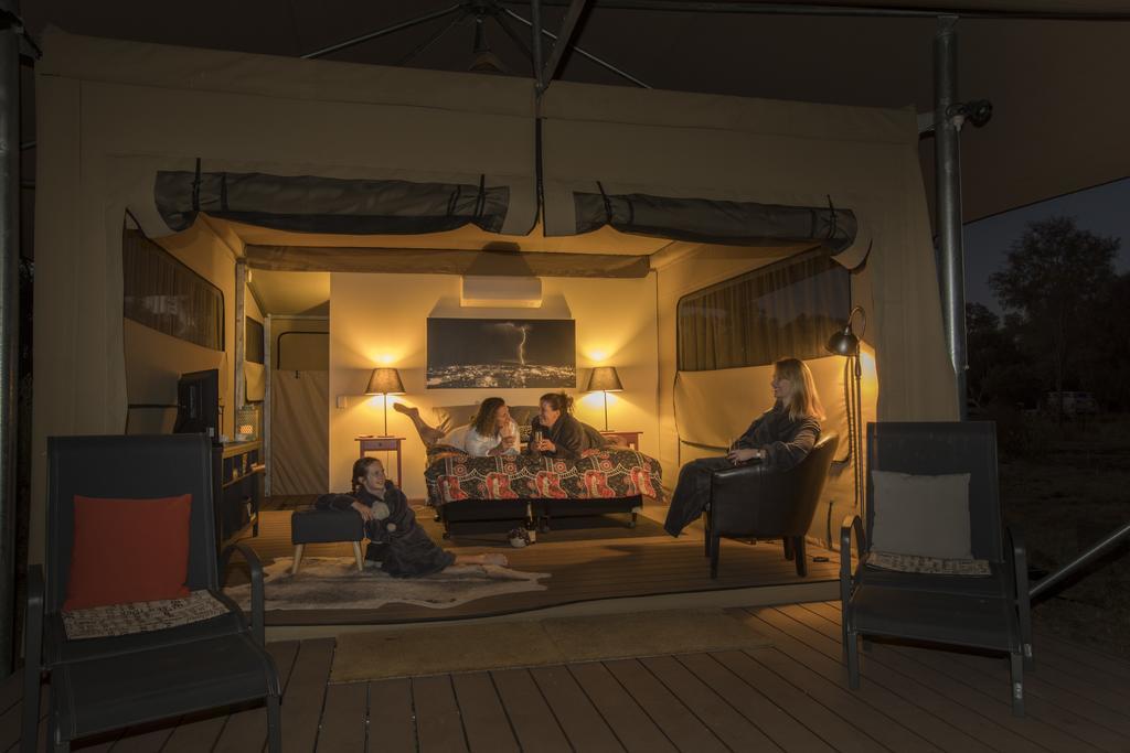 Squeakywindmill Boutique Tent B&B Alice Springs Esterno foto